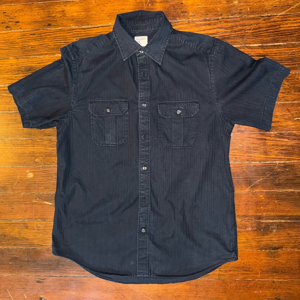 Men's Black Short Sleeve Shirt